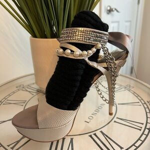 Guess pearl and chain sandal